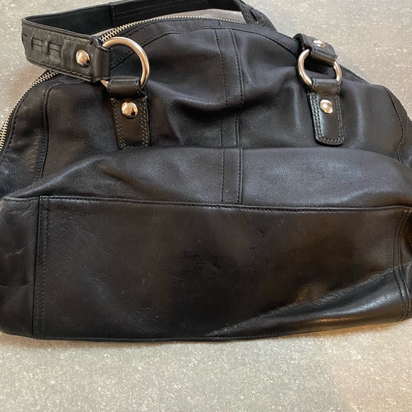 Coach leather purse. Buckle front flap. - Picture 7 of 9